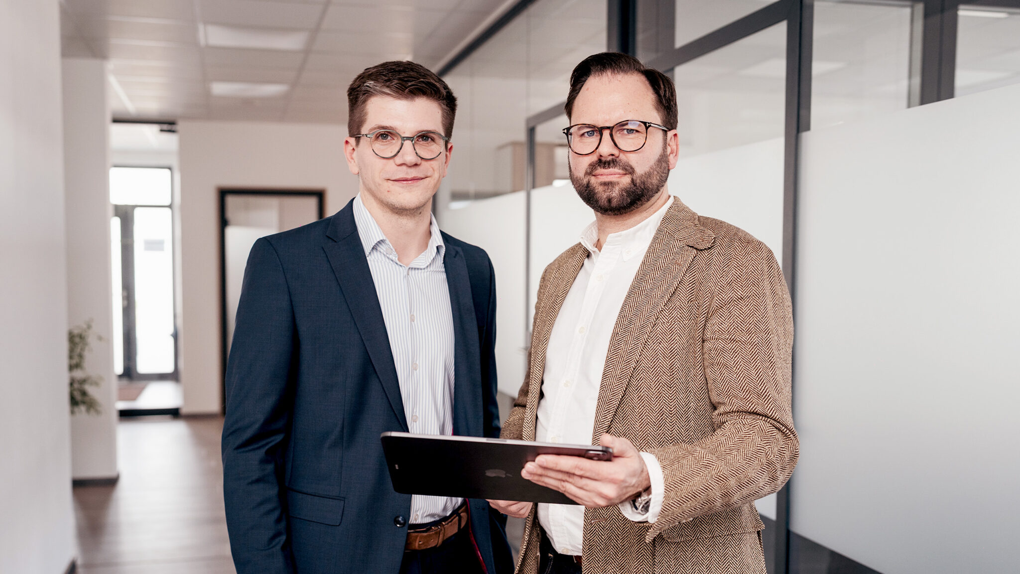 adiuvis-img-16x9-hero-25